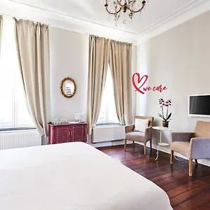 X2brussels Oda ve Kahvaltı