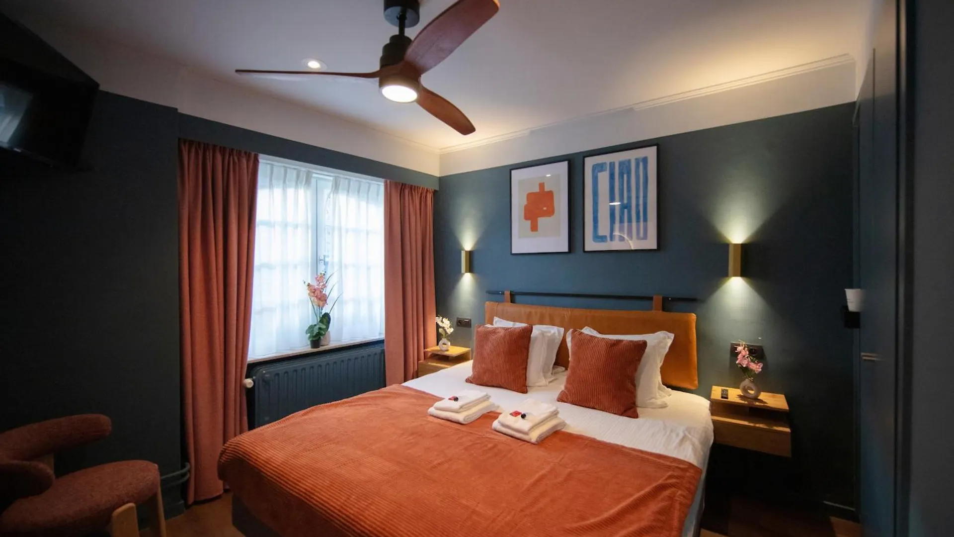 Gillis Eight By Romy&Travis Hotel Brugge 2*,  Belgium
